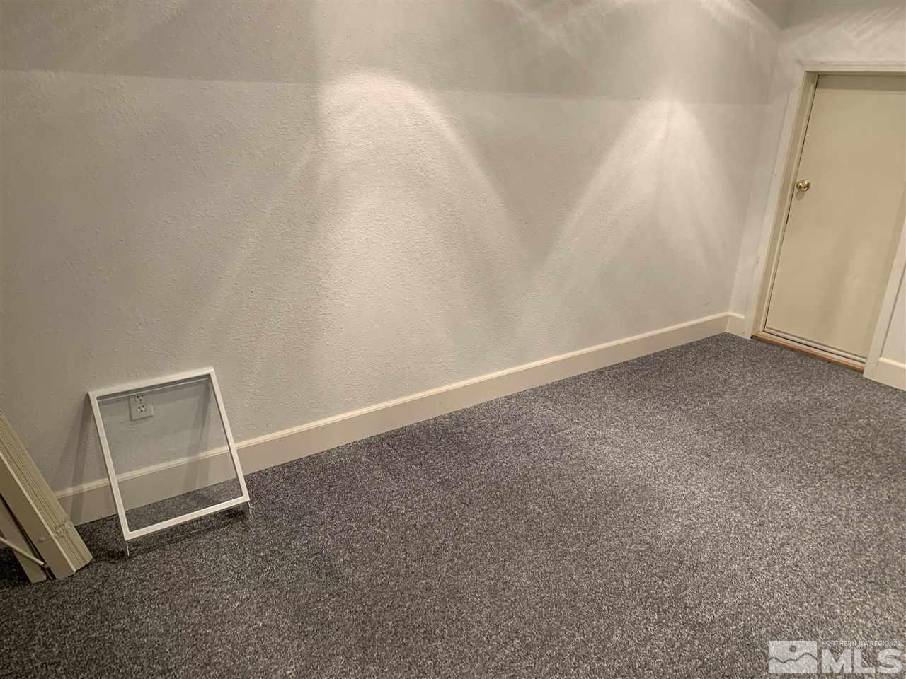 3126 Alpine Creek Road Reno, NV 89519 - Photo 24 of 25 an empty room with a window
