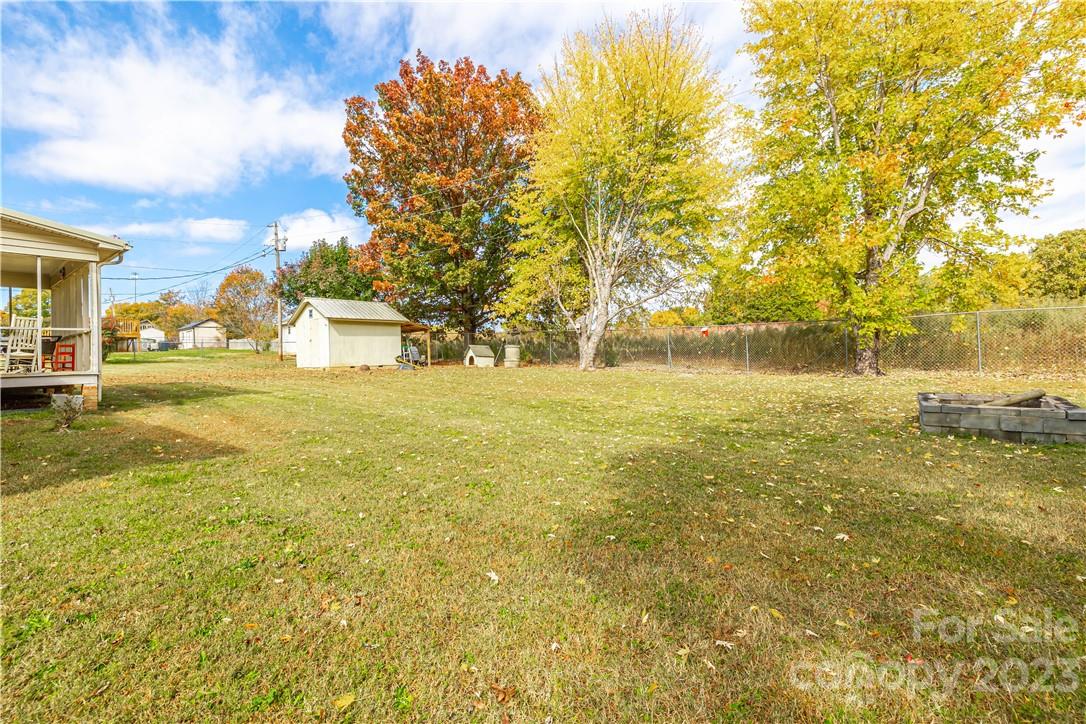 1609 Sandy Park Road Lincolnton, NC 28092 - Photo 30 of 41 Gallery Image 30