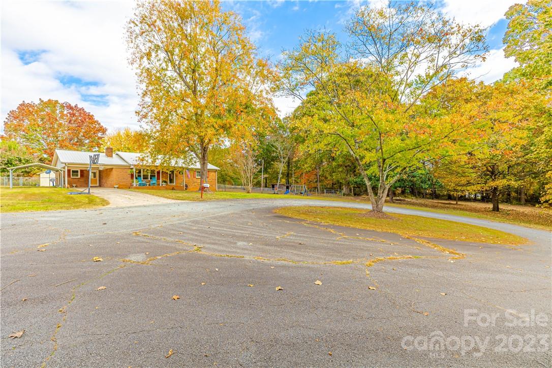 1609 Sandy Park Road Lincolnton, NC 28092 - Photo 34 of 41 Gallery Image 34