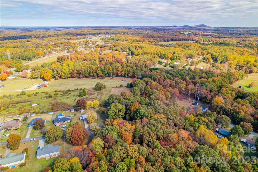 1609 Sandy Park Road Lincolnton, NC 28092 - Photo 39 of 41 Gallery Image 39