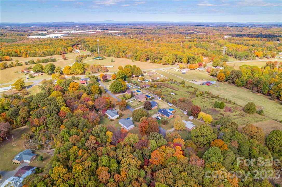 1609 Sandy Park Road Lincolnton, NC 28092 - Photo 40 of 41 Gallery Image 40