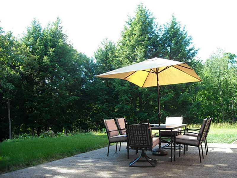 432 Gums Run Road Aliquippa, PA 15001 - Photo 21 of 22 Patio/Deck.