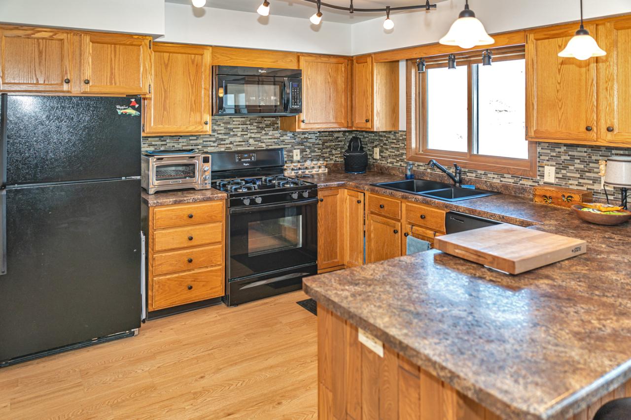 4517 Poplar Drive Rhinelander, WI 54501 - Photo 6 of 37 Gallery Image 6
