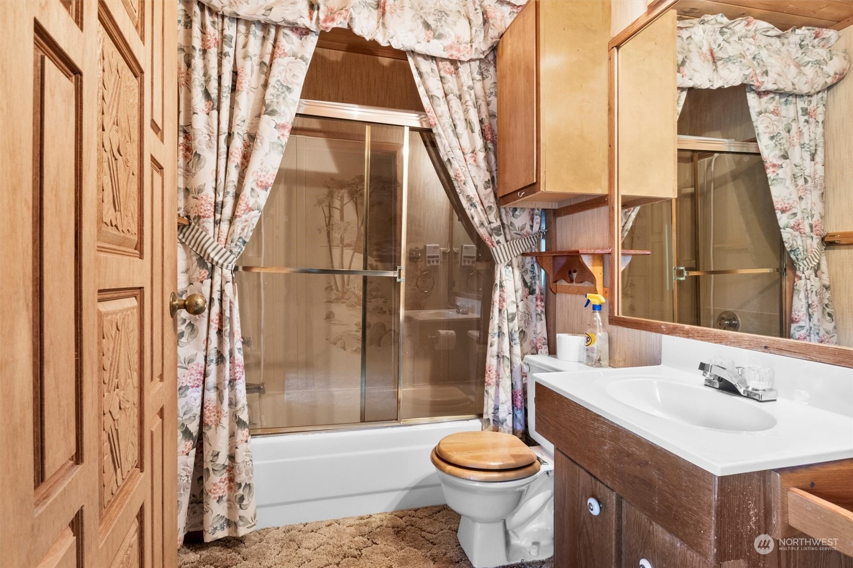 5570 Starry Road Bellingham, WA 98226 - Photo 33 of 34 a bathroom with a sink toilet and shower