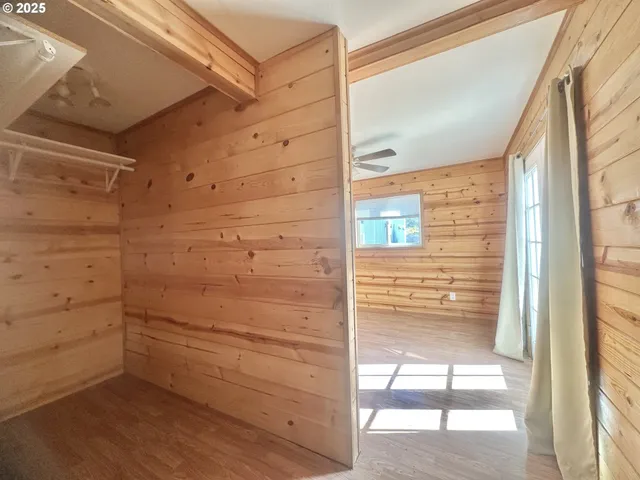 a view of a walk in closet