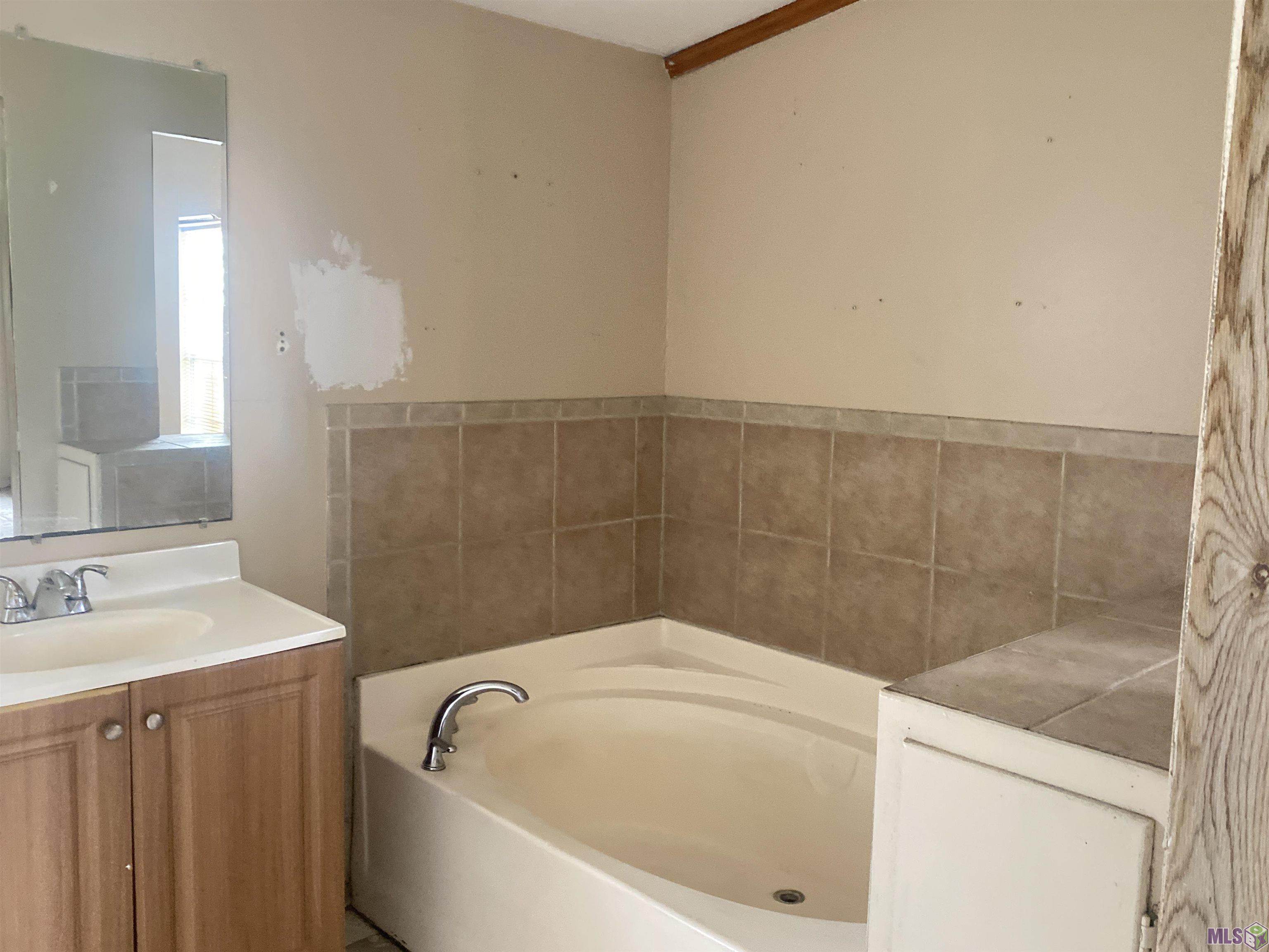 7706 River Ridge Drive Denham Springs, LA 70706 - Photo 11 of 19