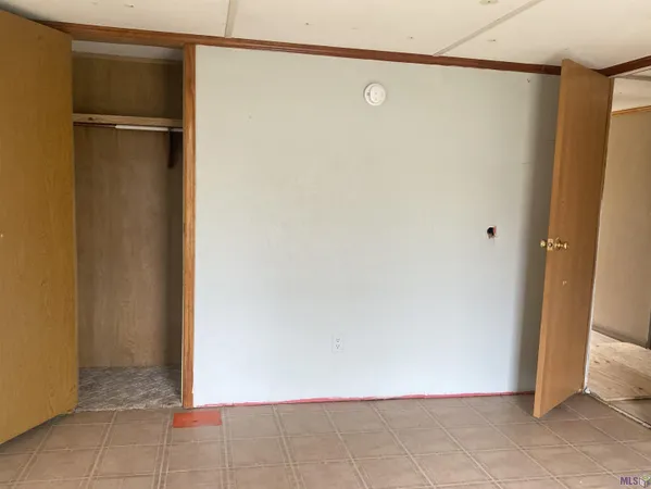 $89,900 | 7706 River Ridge Drive, Denham Springs, LA 70706