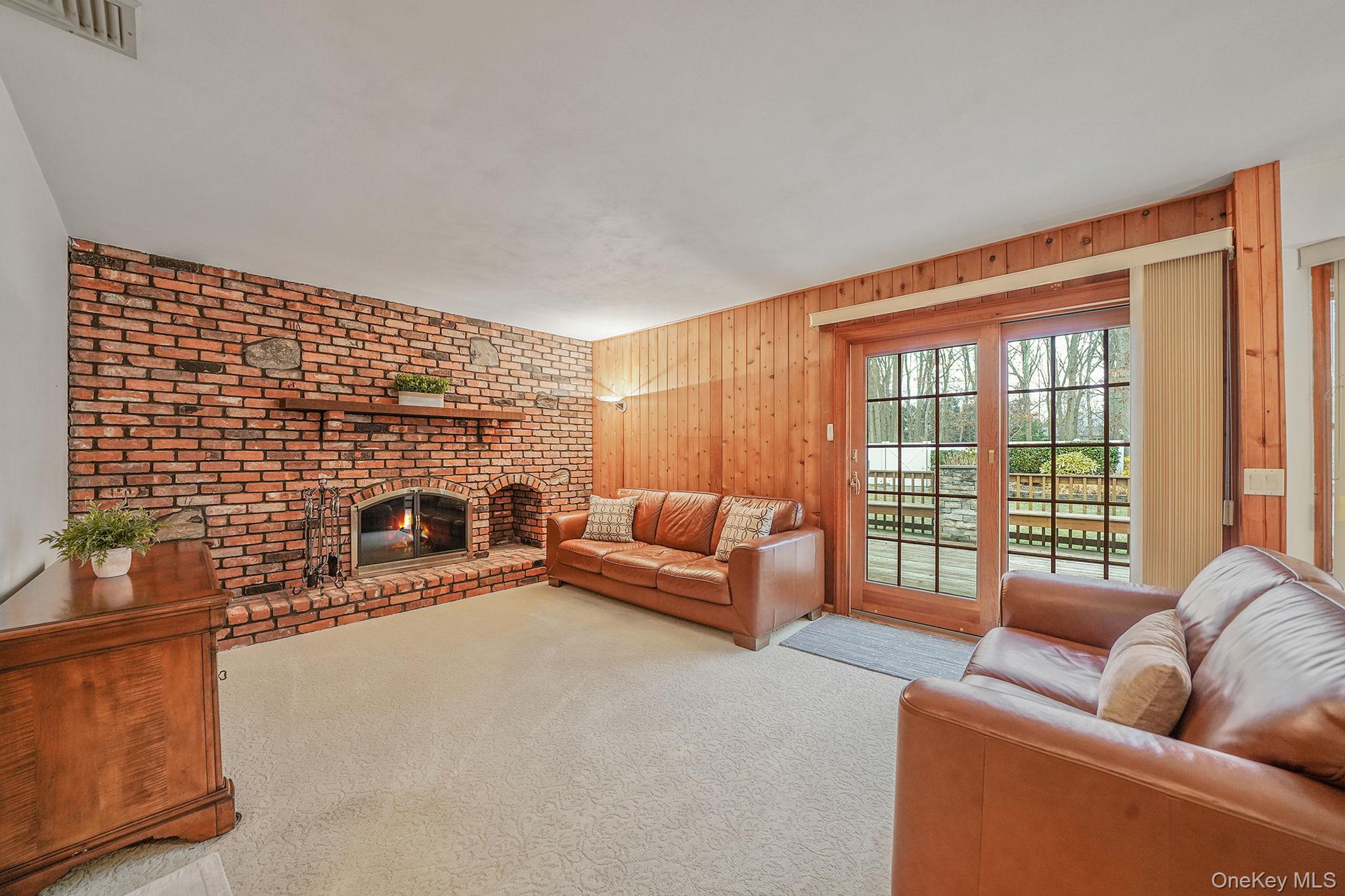 52 San Rafael Avenue Holbrook, NY 11741 - Photo 13 of 46