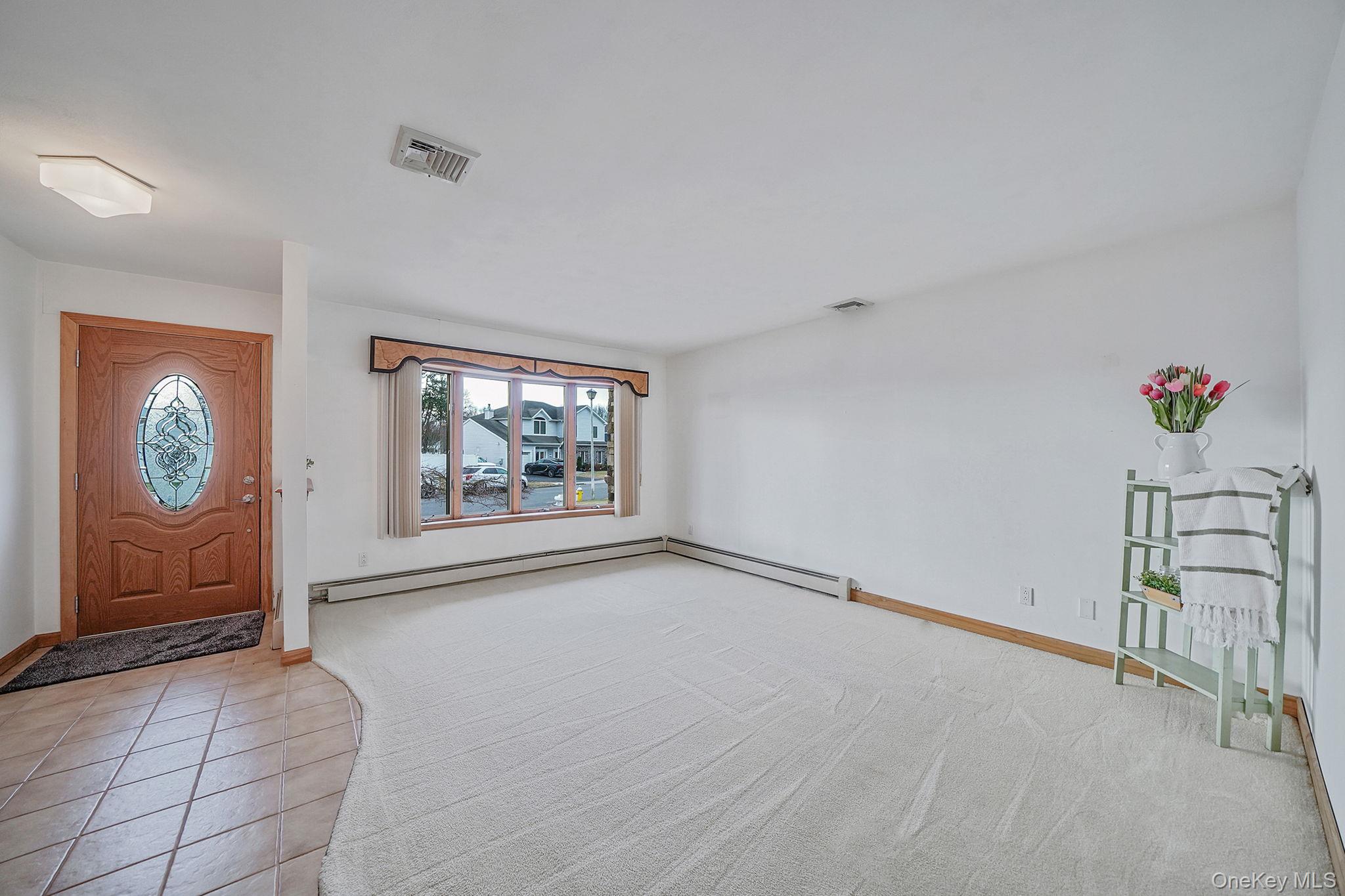 52 San Rafael Avenue Holbrook, NY 11741 - Photo 19 of 46