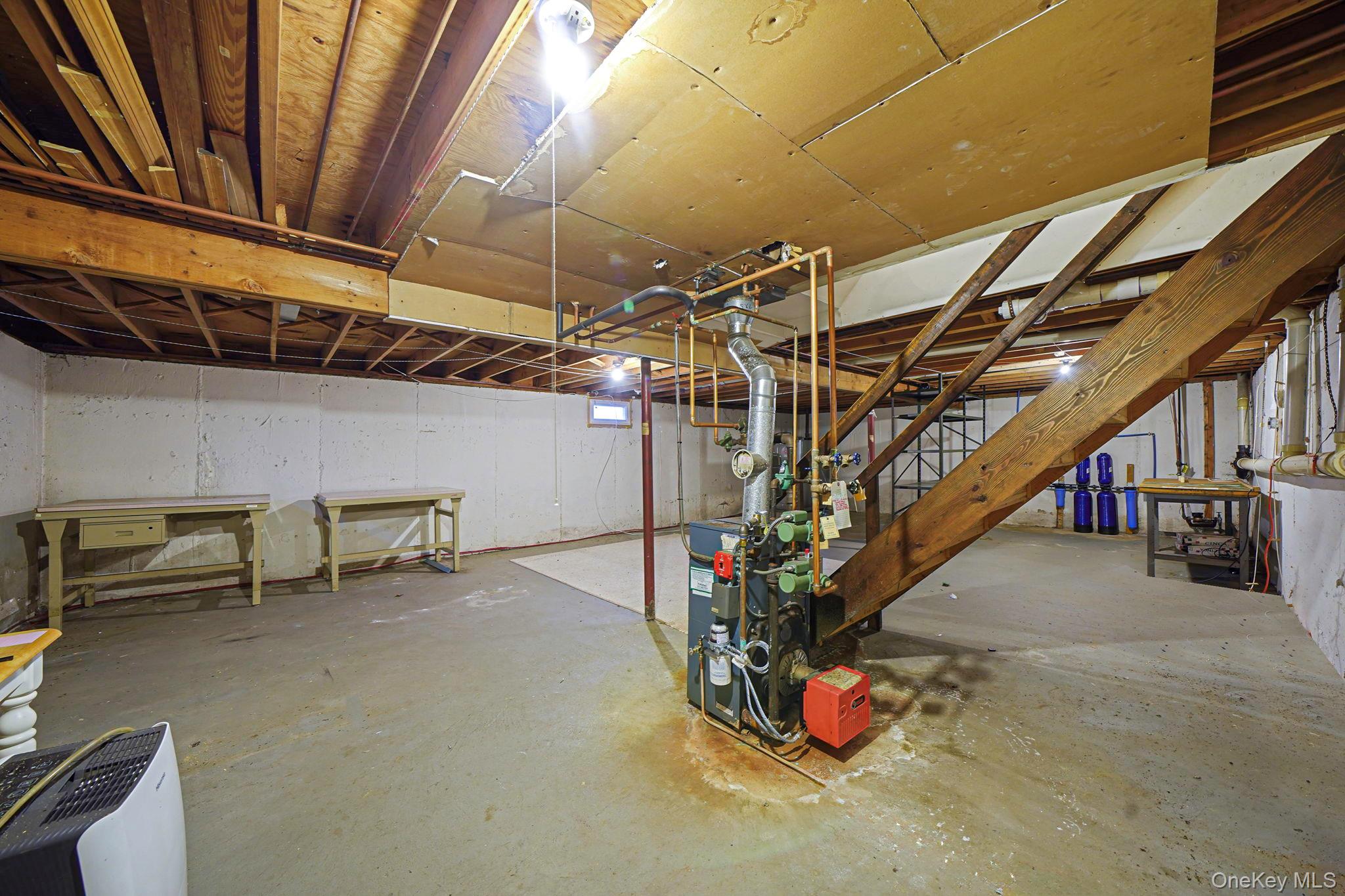 52 San Rafael Avenue Holbrook, NY 11741 - Photo 41 of 46