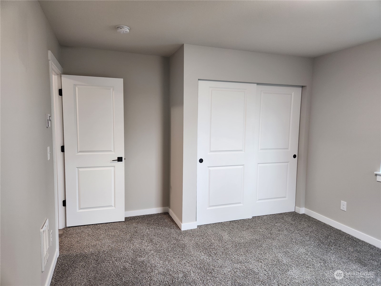 5948 Sidney Road Southwest Port Orchard, WA 98367 - Photo 5 of 10 a view of an empty room