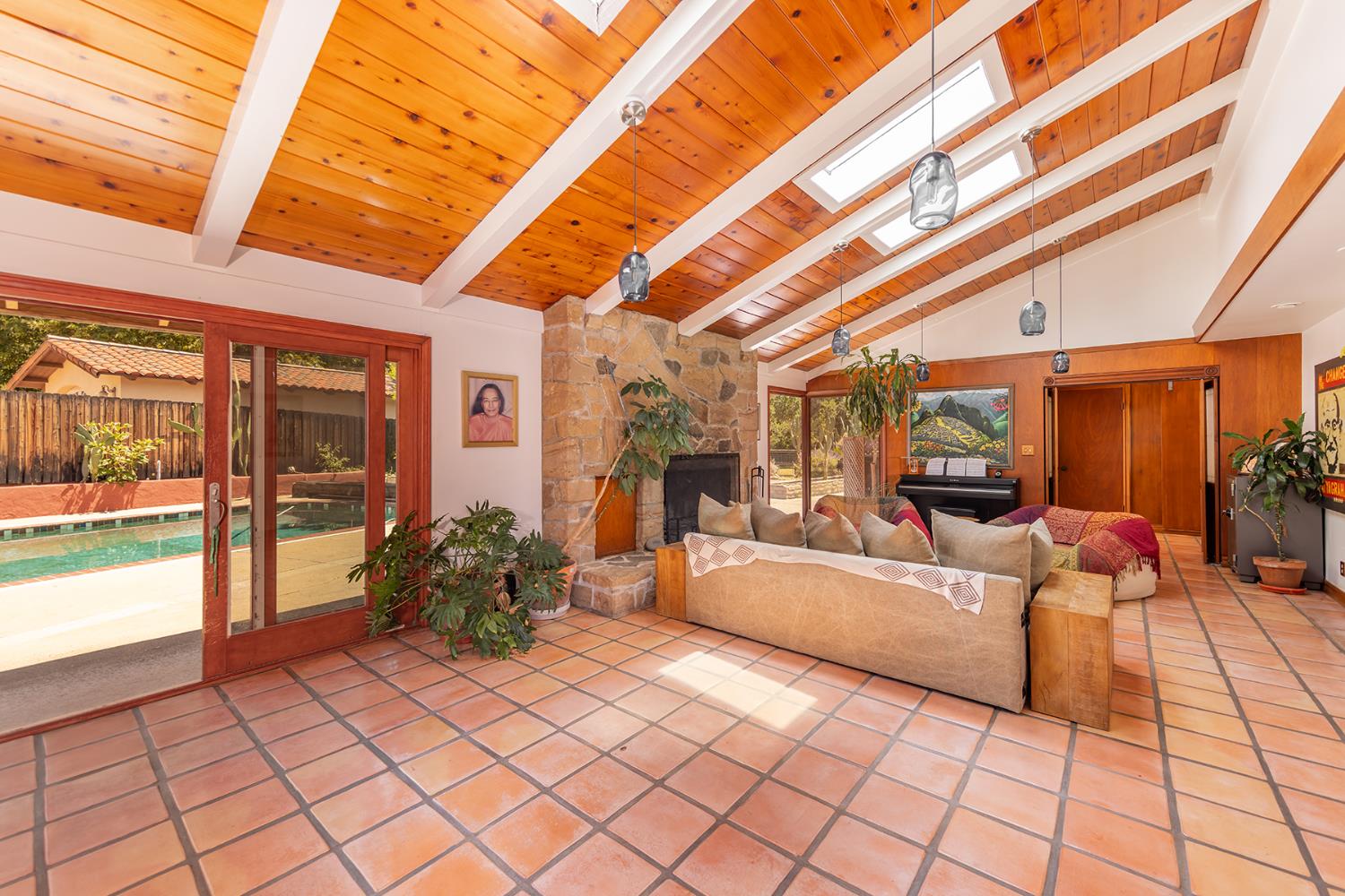 918 El Toro Road Ojai, CA 93023 - Photo 17 of 40