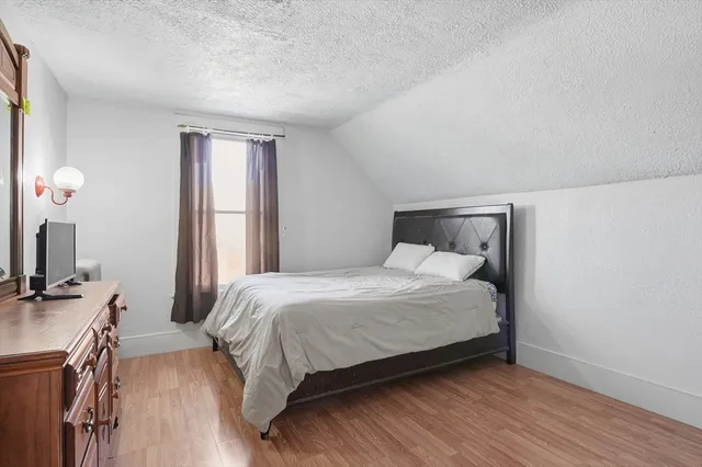 $390,000 | 5 Ripley Place, Worcester, MA 01610