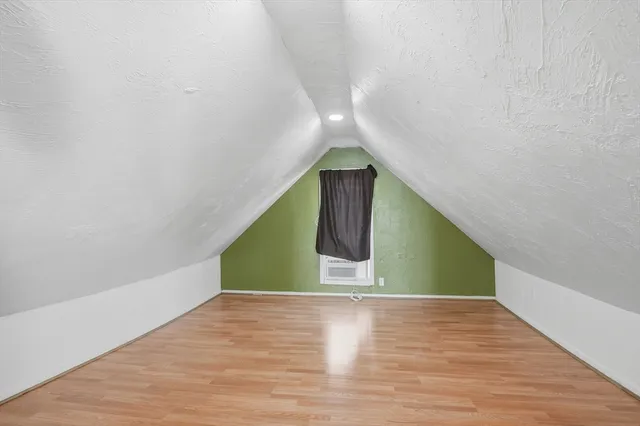 $390,000 | 5 Ripley Place, Worcester, MA 01610