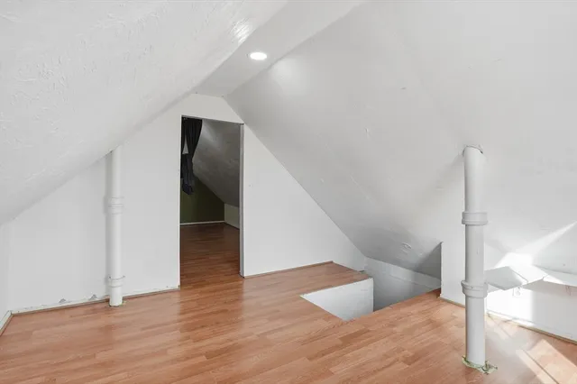 $390,000 | 5 Ripley Place, Worcester, MA 01610