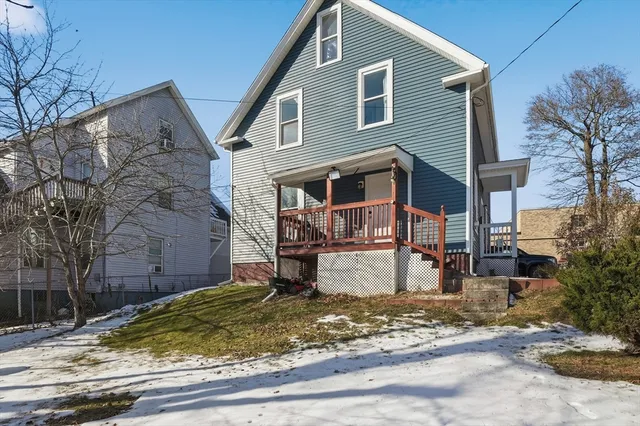 $390,000 | 5 Ripley Place, Worcester, MA 01610