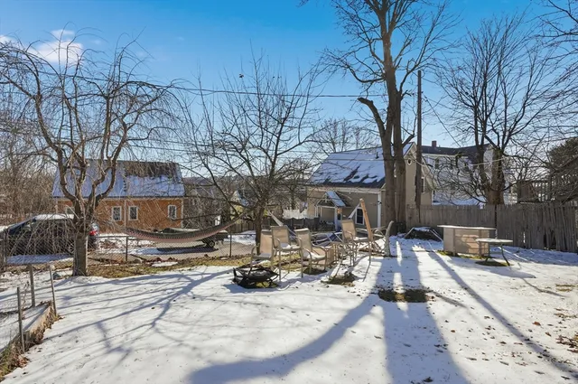 $390,000 | 5 Ripley Place, Worcester, MA 01610