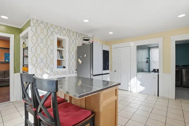 $390,000 | 5 Ripley Place, Worcester, MA 01610