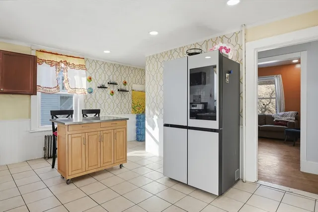 $390,000 | 5 Ripley Place, Worcester, MA 01610