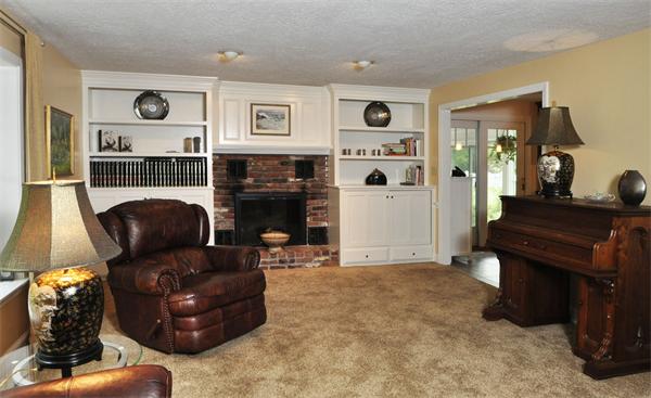 4 Ellsworth Road Andover, MA 01810 - Photo 7 of 26 Gallery Image 7