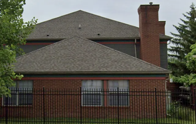 $654 | 421 West Water Street, Flint, MI 48503