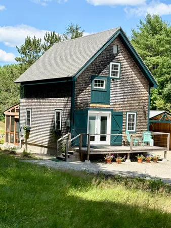 $399,000 | 15 Ball Road, Nobleboro, ME 04555