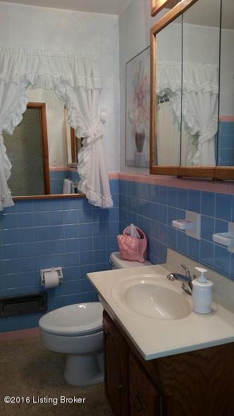 5326 New Cut Road Louisville, KY 40214 - Photo 21 of 40 20160418_143110