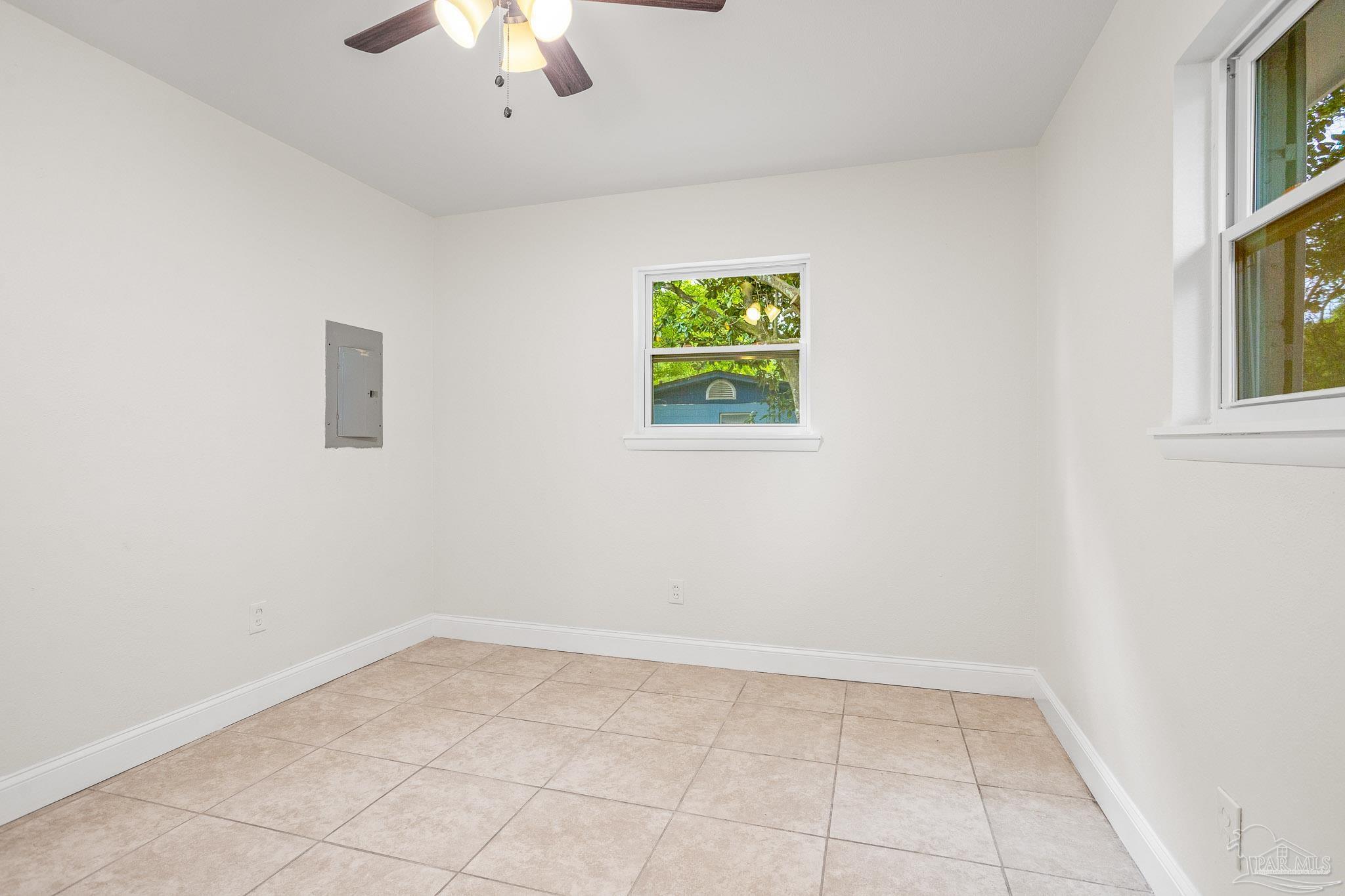 911 East Montclair Road Pensacola, FL 32505 - Photo 27 of 38 Gallery Image 27