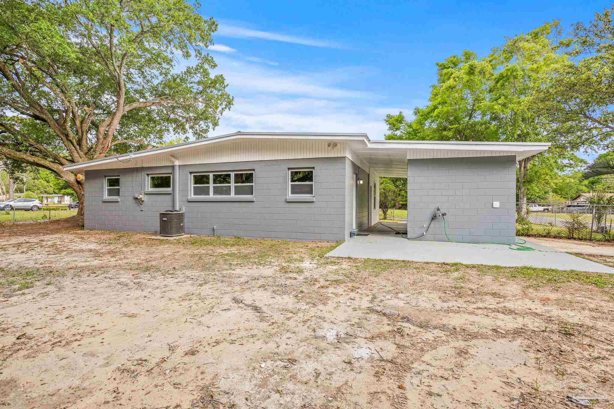 911 East Montclair Road Pensacola, FL 32505 - Photo 9 of 38 Gallery Image 9