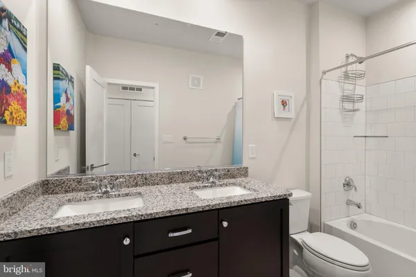 $873,500 | 7461 Backett Wood Terrace, Unit 1213, McLean, VA 22102