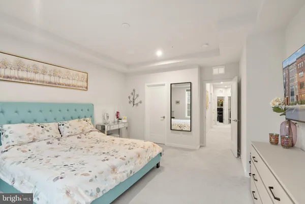 $873,500 | 7461 Backett Wood Terrace, Unit 1213, McLean, VA 22102