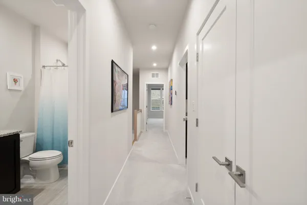 $873,500 | 7461 Backett Wood Terrace, Unit 1213, McLean, VA 22102