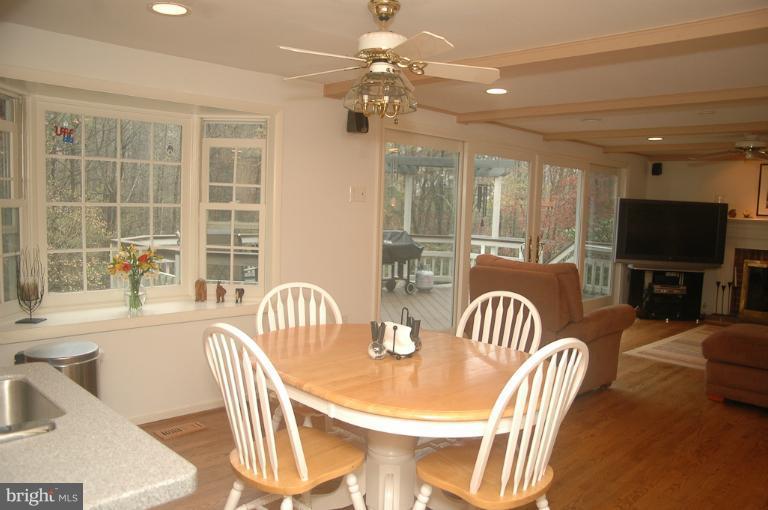2515 Foxcroft Way Reston, VA 20191 - Photo 3 of 30 Interior (General)