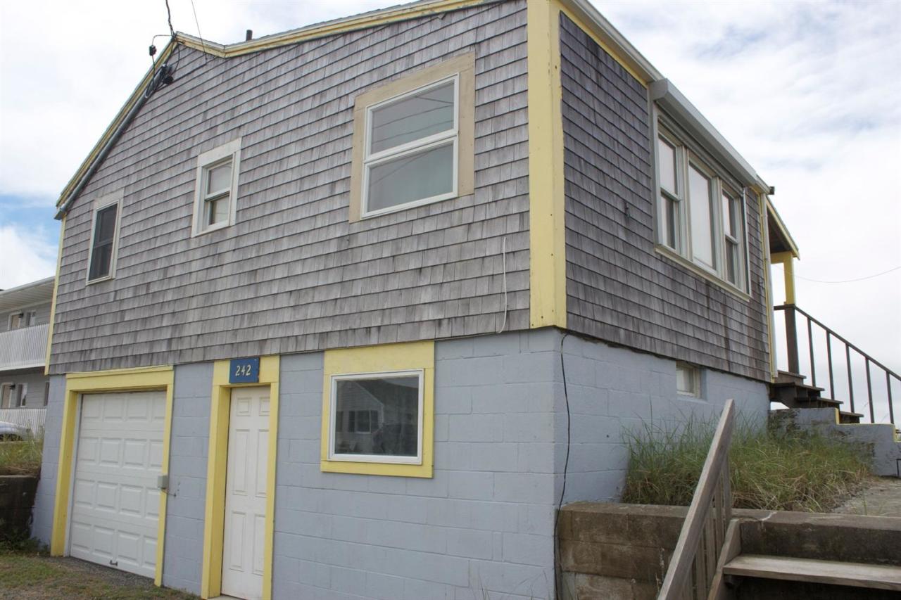 242 Shore Road Truro, MA 02666 - Photo 10 of 25 a view of front door