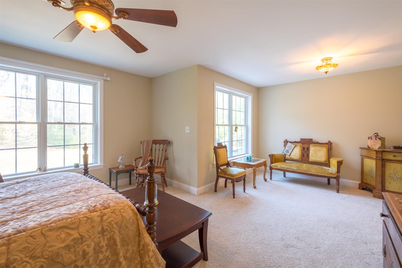 319 B Sandown Road Hampstead, NH 03826 - Photo 12 of 29 Gallery Image 12