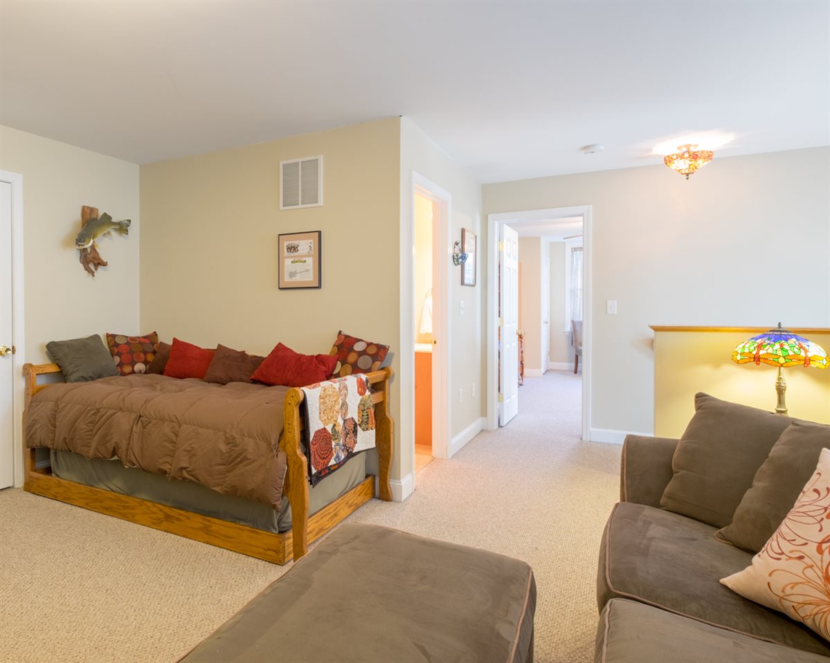 319 B Sandown Road Hampstead, NH 03826 - Photo 18 of 29 Gallery Image 18