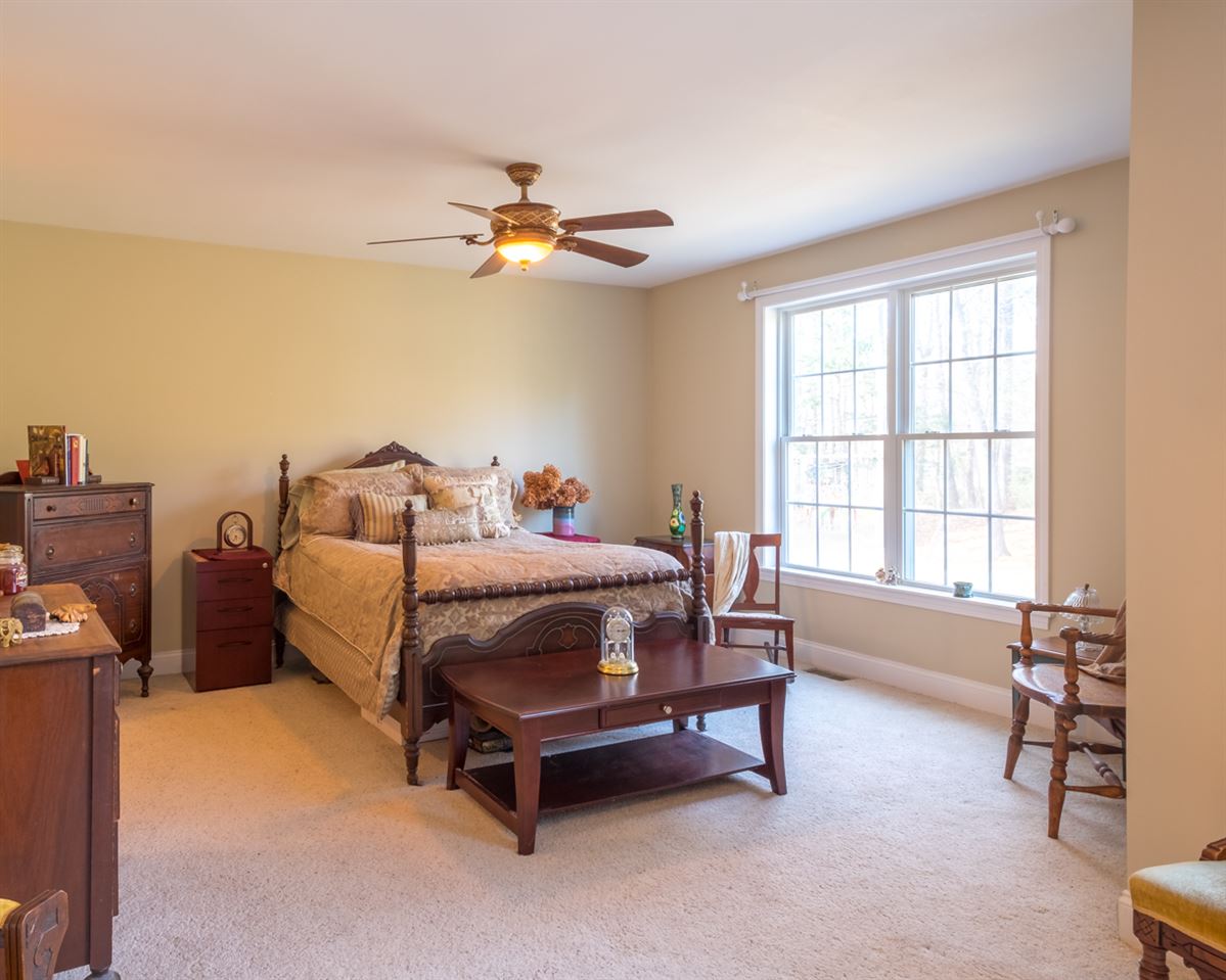 319 B Sandown Road Hampstead, NH 03826 - Photo 9 of 29 Gallery Image 9