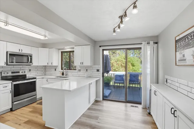 $539,900 | 15810 North Pineview Circle, Spokane, WA 99208