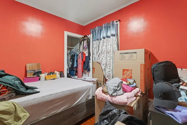 $485,000 | 6342 West Henderson Street, Chicago, IL 60634