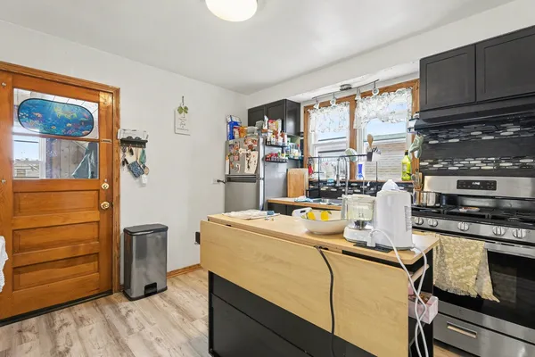 $485,000 | 6342 West Henderson Street, Chicago, IL 60634