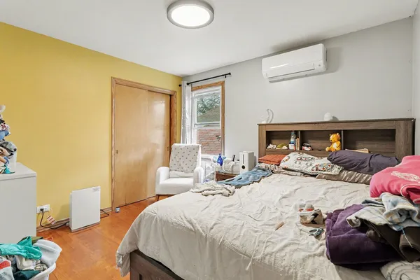 $485,000 | 6342 West Henderson Street, Chicago, IL 60634