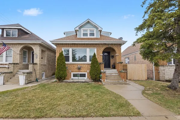 $485,000 | 6342 West Henderson Street, Chicago, IL 60634