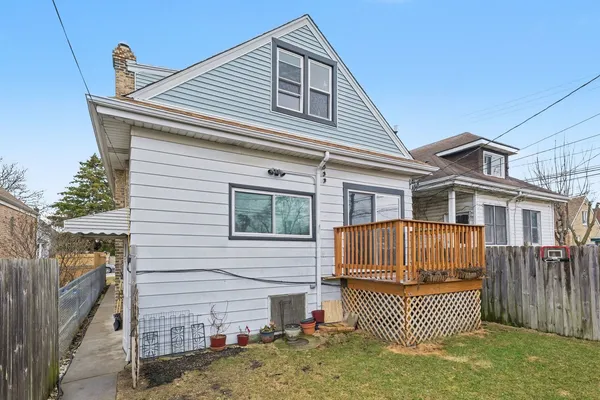 $485,000 | 6342 West Henderson Street, Chicago, IL 60634