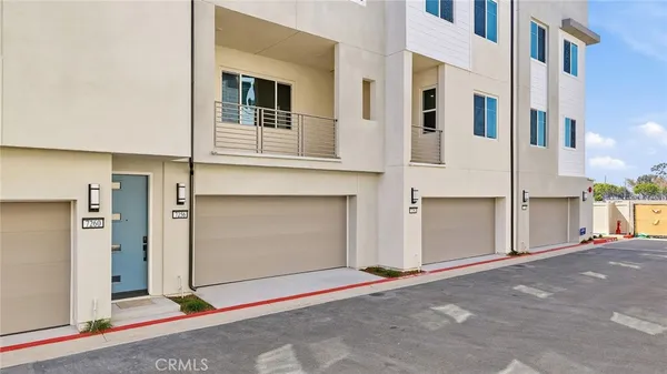 $1,328,990 | 7256 Pointbreak Drive, Huntington Beach, CA 92647