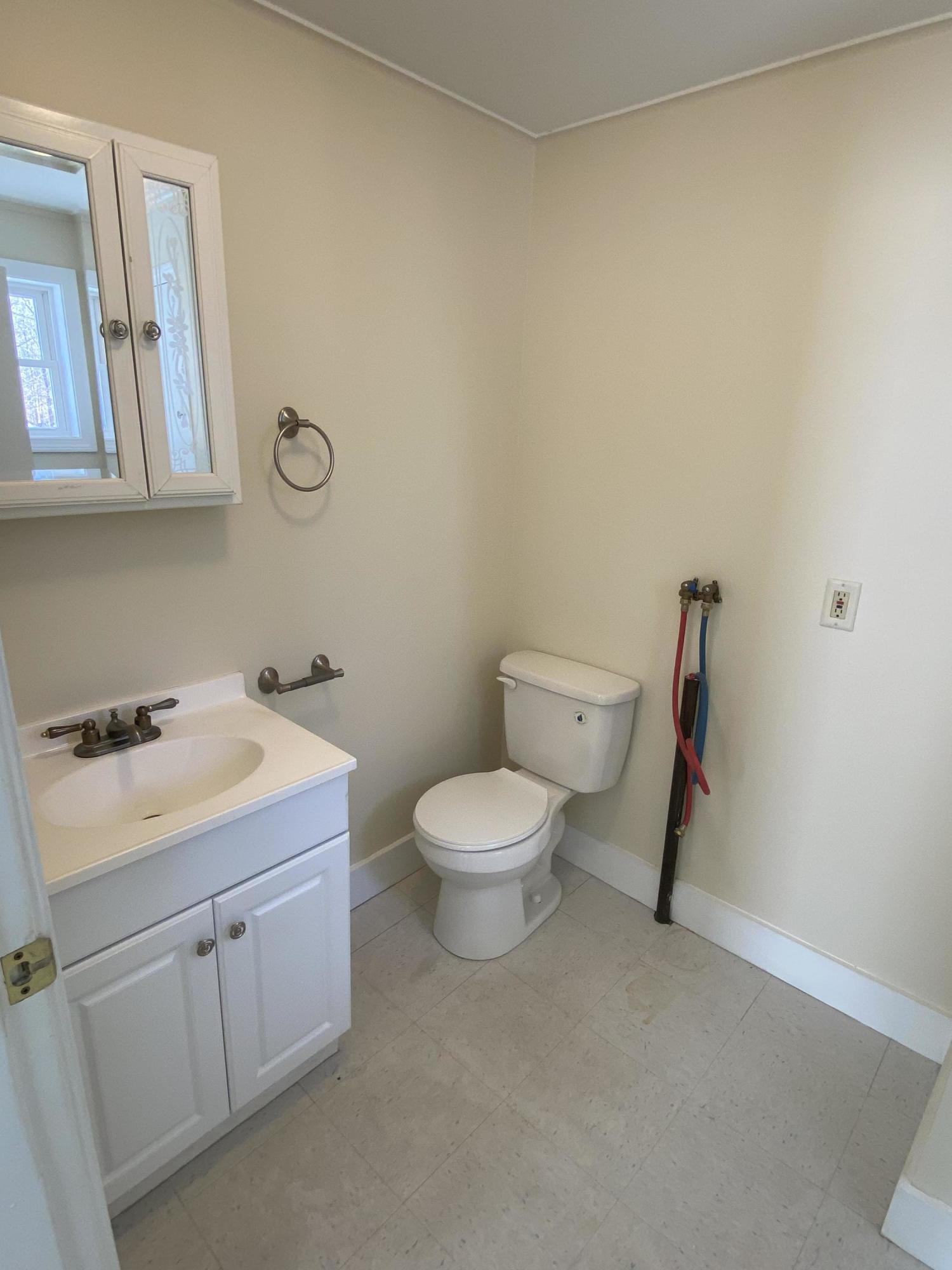 37 Payne Street Springvale, ME 04083 - Photo 6 of 10 IMG_8712