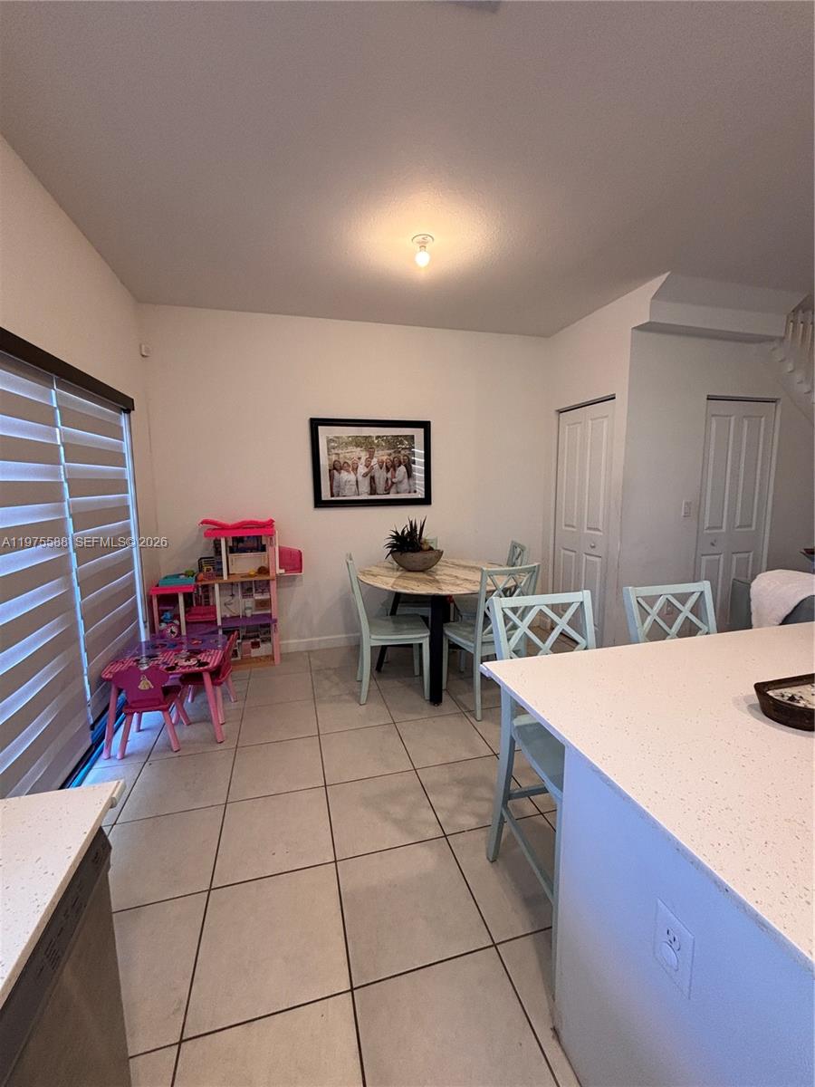 24631 Southwest 118 Place Homestead, FL 33032 - Photo 4 of 5