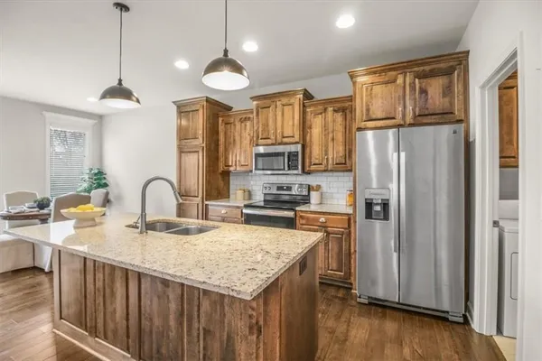 $361,900 | 2621 Northeast Sonora Valley Drive, Blue Springs, MO 64014