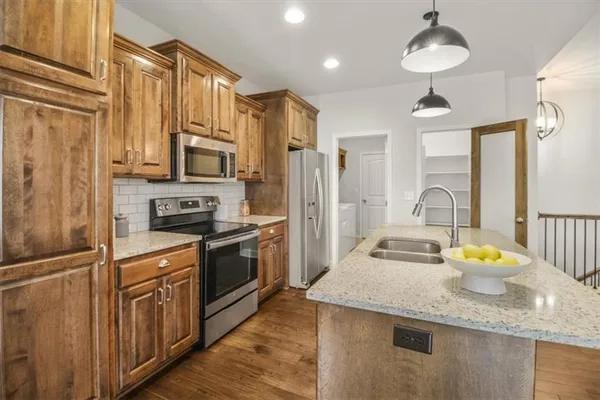 $361,900 | 2621 Northeast Sonora Valley Drive, Blue Springs, MO 64014