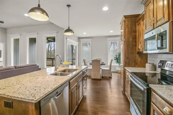 $361,900 | 2621 Northeast Sonora Valley Drive, Blue Springs, MO 64014