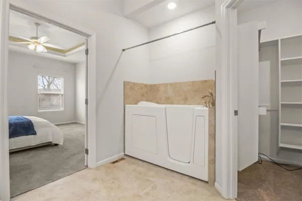 $361,900 | 2621 Northeast Sonora Valley Drive, Blue Springs, MO 64014